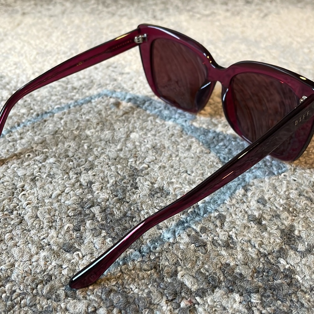 Diff Eyewear LIZZY - UMBRIA CRYSTAL + WINE - Picture 3 of 6